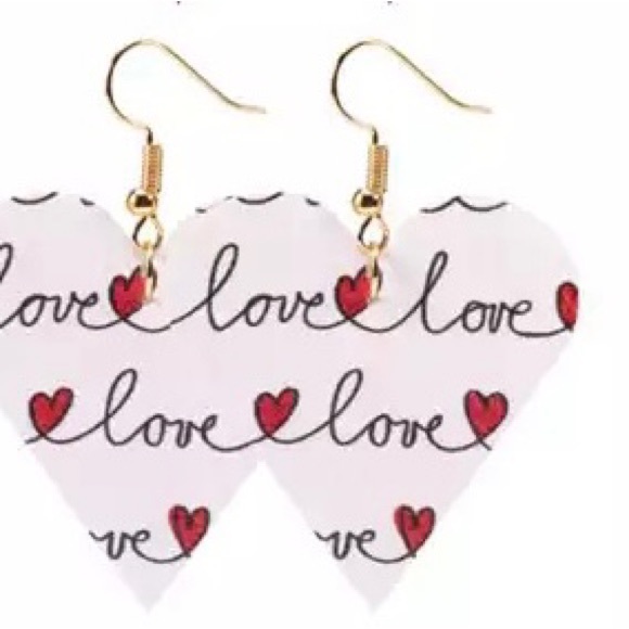 4/ $15 ❤️NWT Valentine’s Day Faux Leather Earring sets - Picture 4 of 4